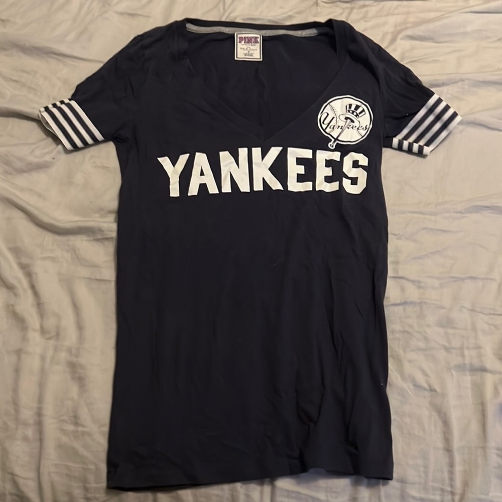 PINK Yankees shirt
